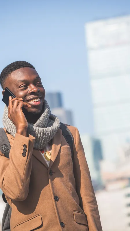 https://cms-assets.foxtons.co.uk/large_lettings_tenant_young_man_talking_mobile_with_london_city_freepik_4620652_1f3b83b4dc.webp
